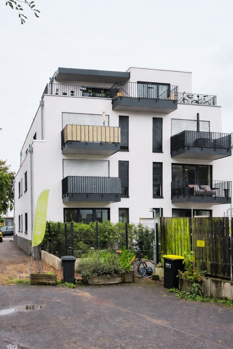 Abgeschlossenes Bauprojekt - Hochformat 1